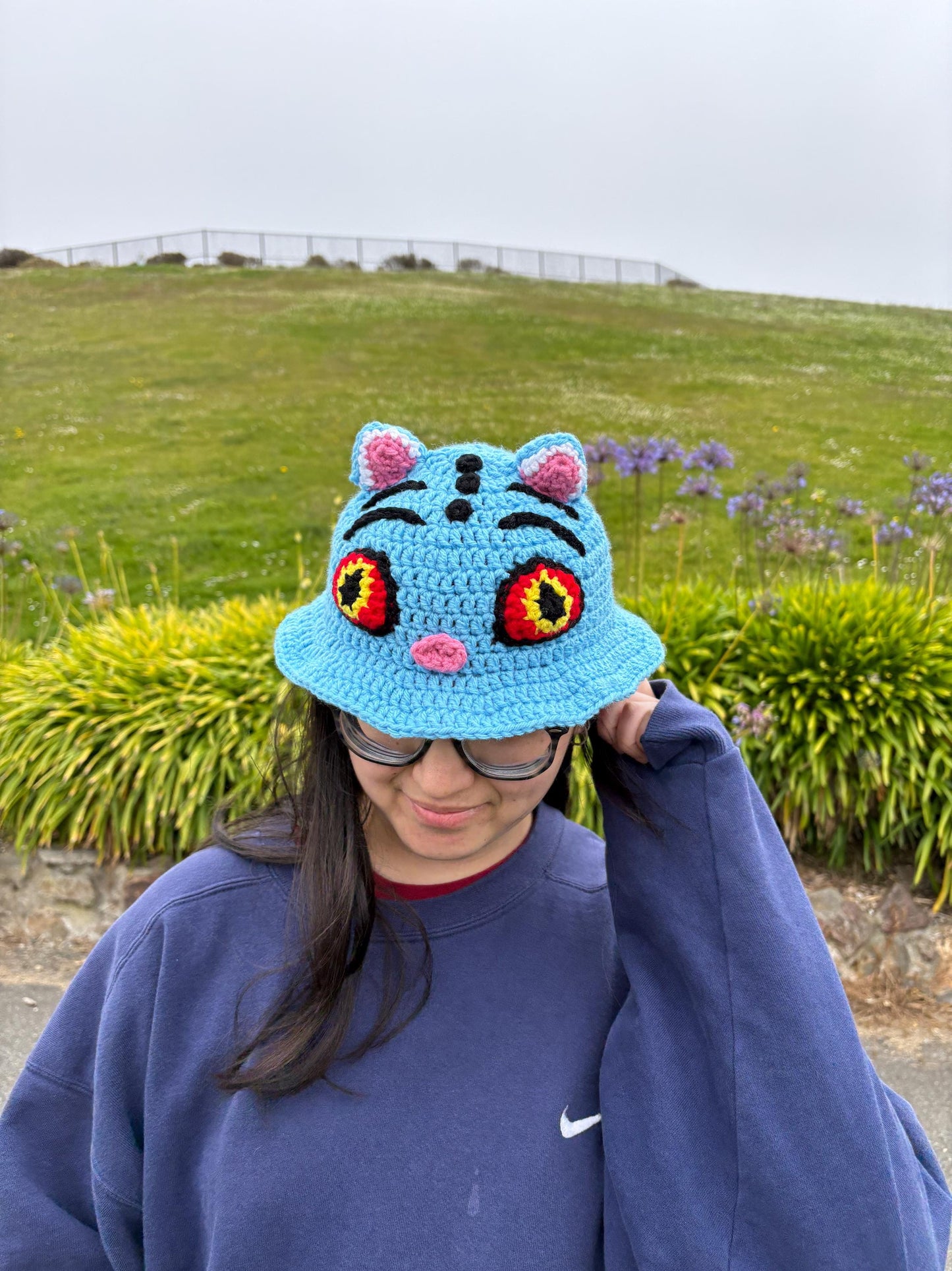 Derpy the Tiger Bucket Hat with Attachable Magpie Amigurumi | Made to Order