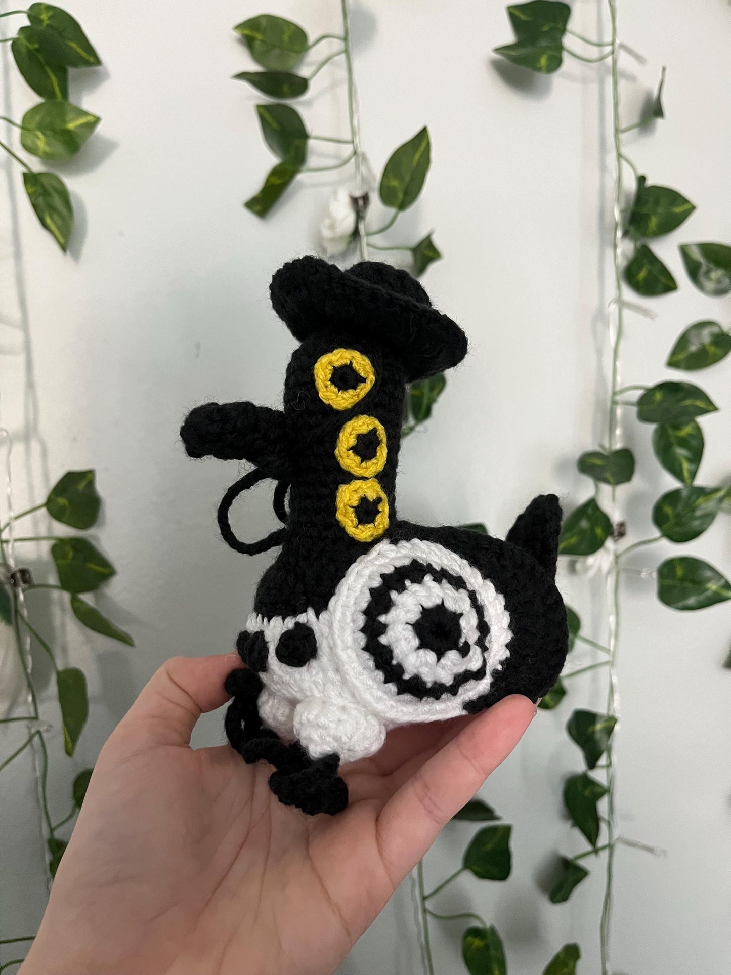 Derpy the Tiger Bucket Hat with Attachable Magpie Amigurumi | Made to Order
